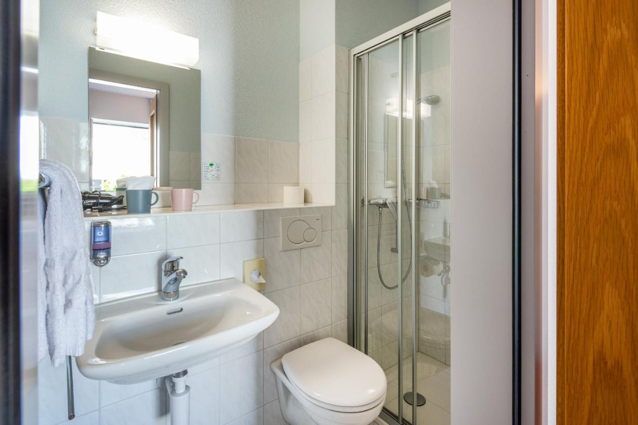 Baeren Self Check-In Hotel Solothurn Room photo