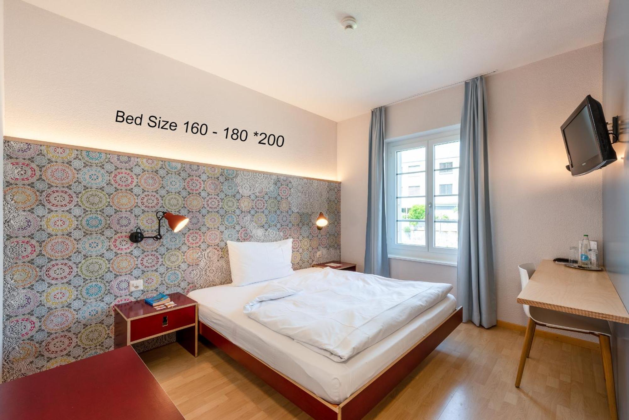 Baeren Self Check-In Hotel Solothurn Room photo